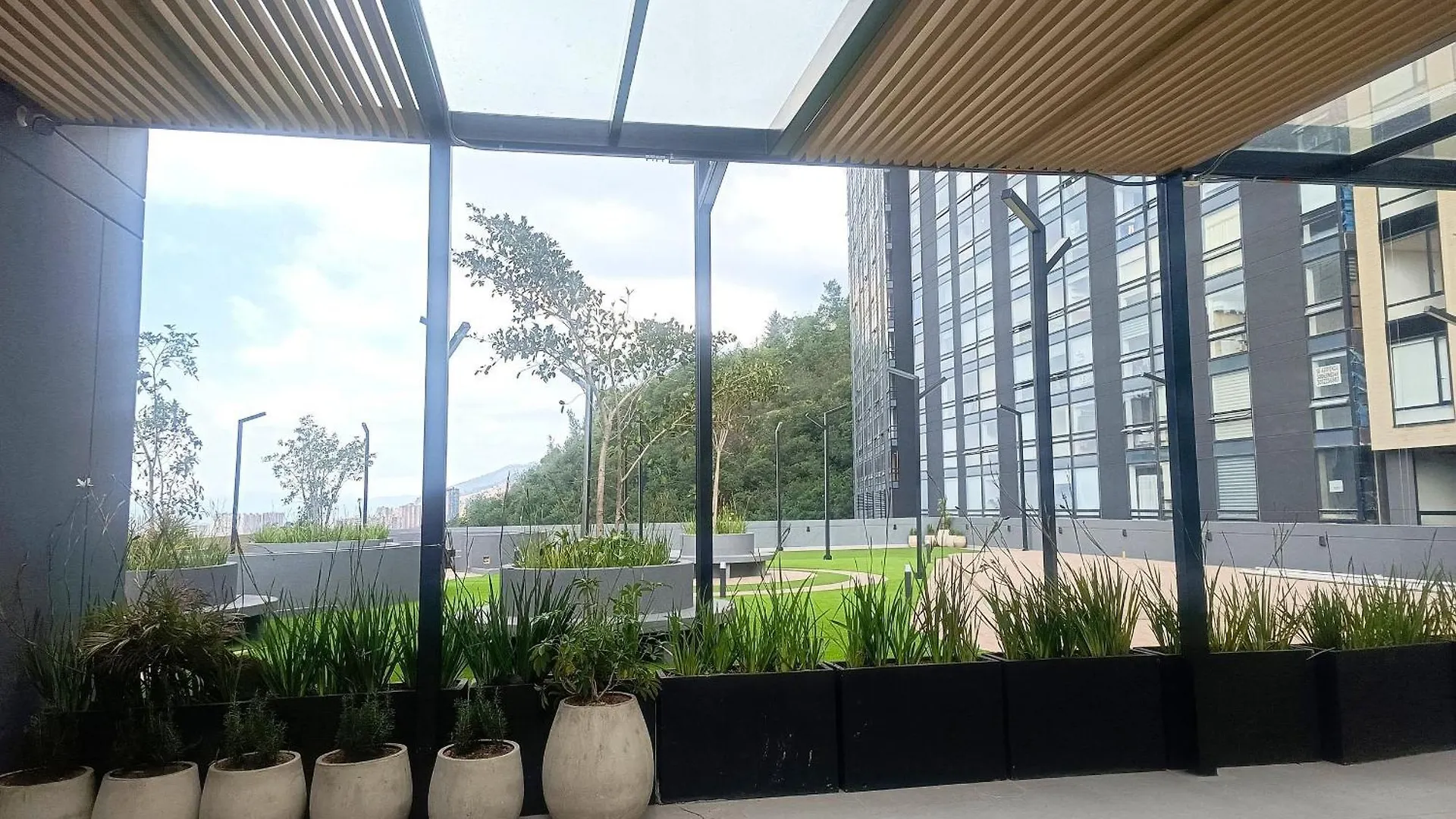 Apto 2 Hab, Balcon Privado, Parking, Wifi, Usaquen Bogota Apartment