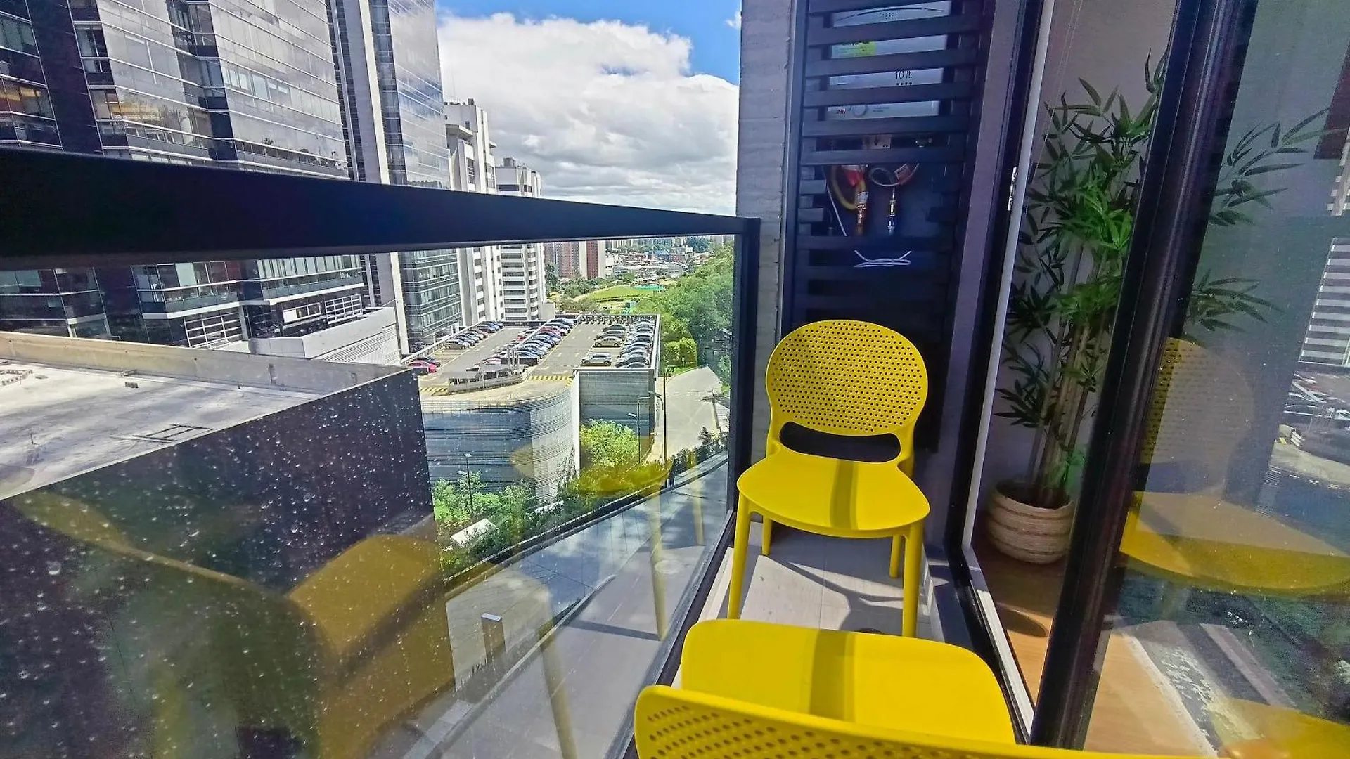 Apto 2 Hab, Balcon Privado, Parking, Wifi, Usaquen Bogota Apartment